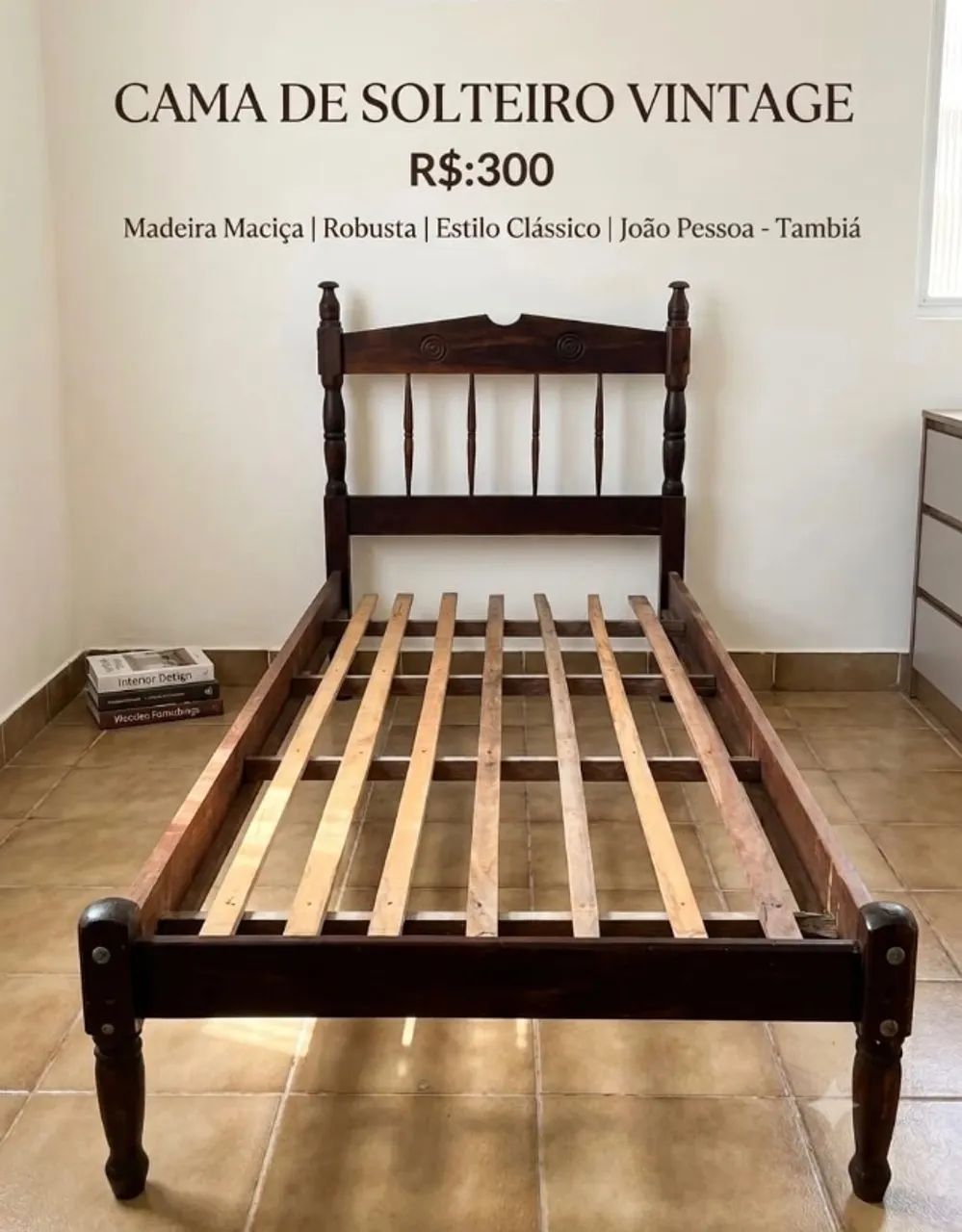 Cama de solteiro em madeira 