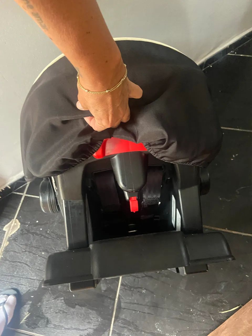 Bebê conforto com base para carro  - Foto 5