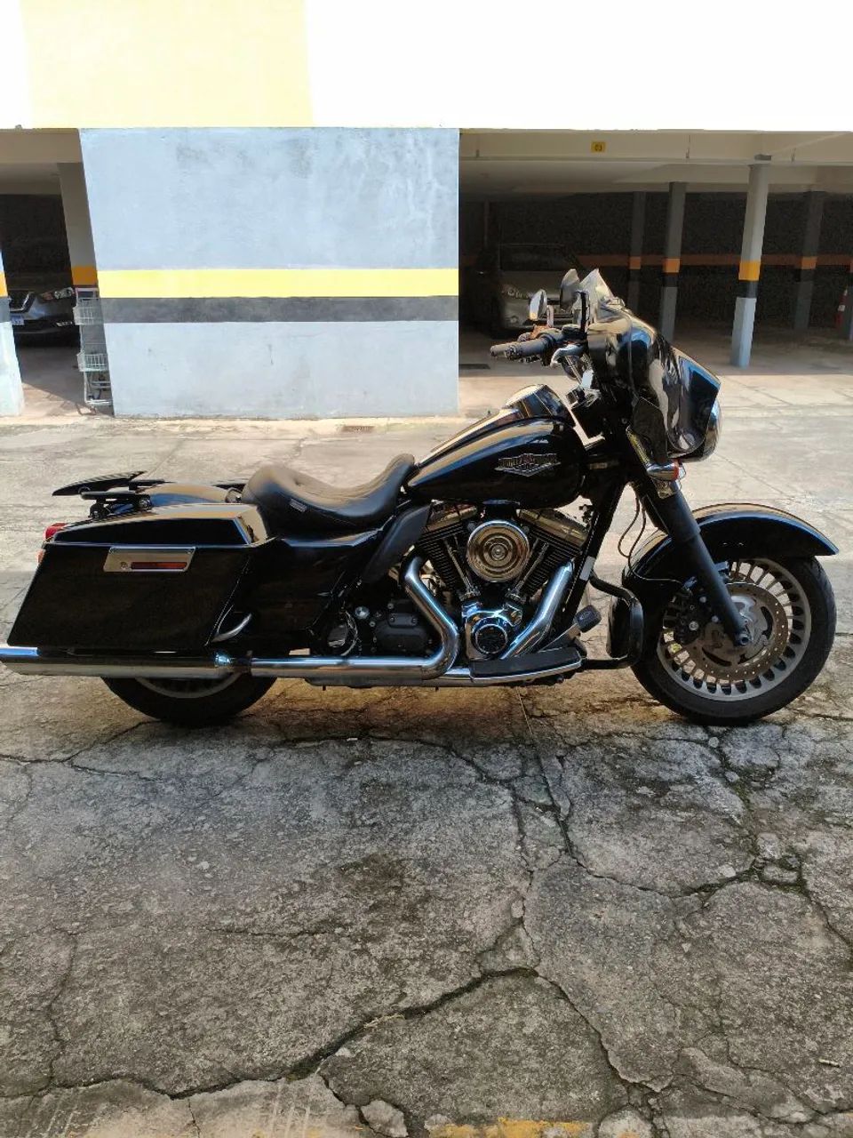 Harley Davidson Ultra Glide Classic  - Foto 2
