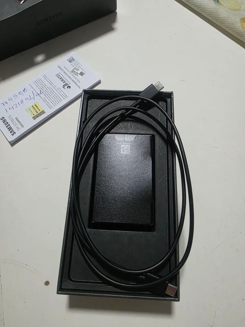 Sansung galaxy S25 FE 256gb  - Foto 3