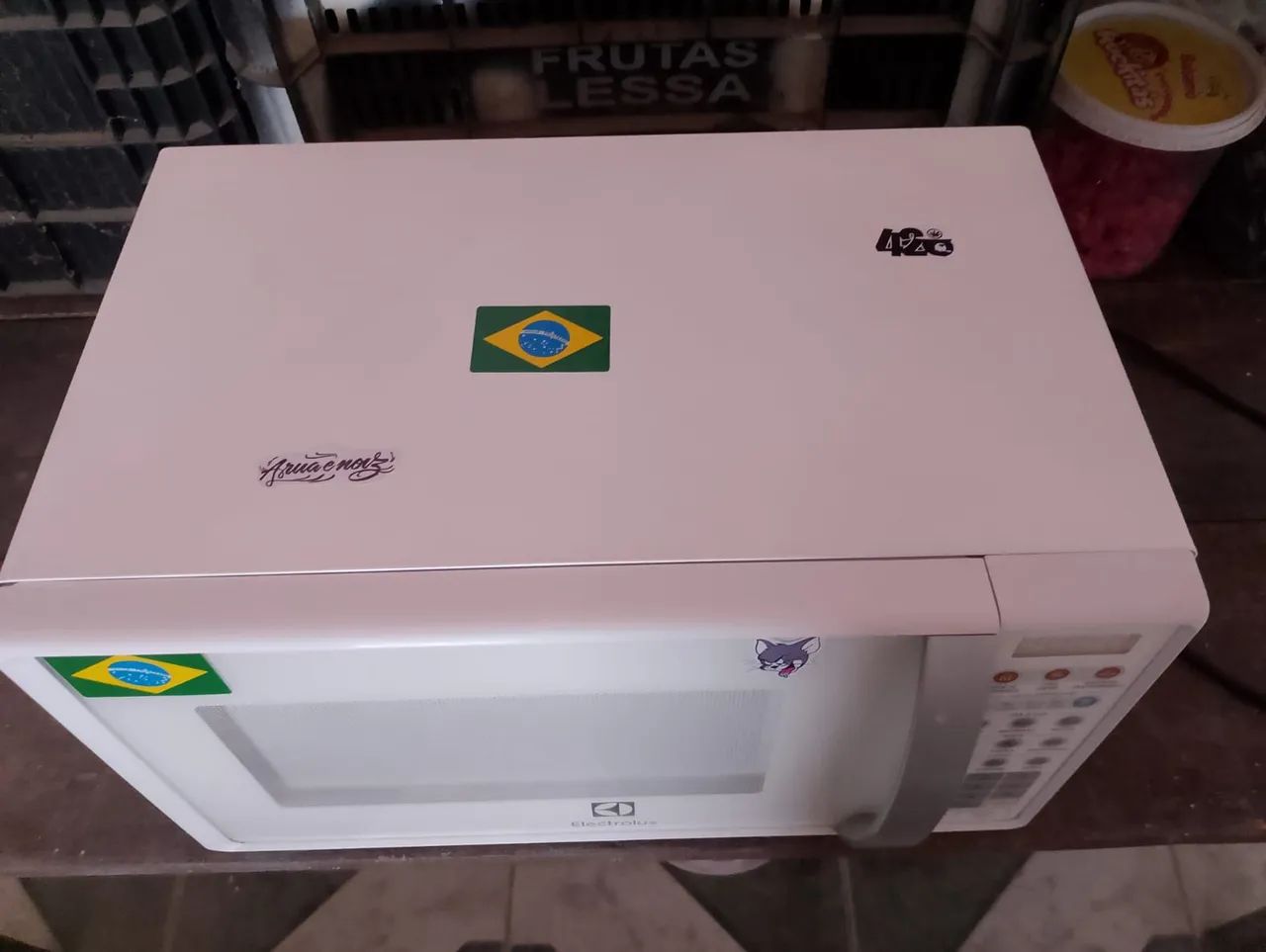 Microondas Eletrolux 20 litros  - Foto 2