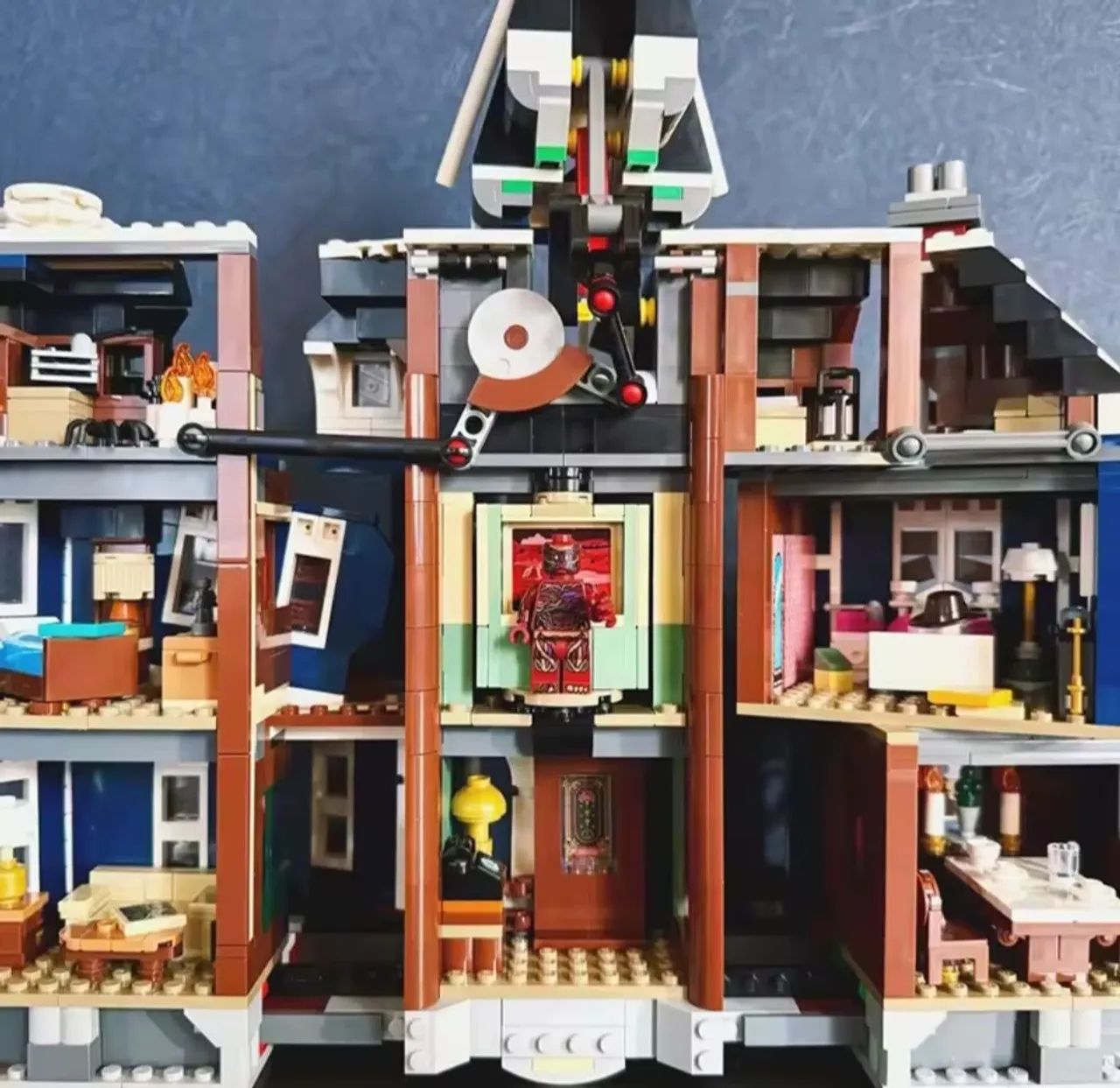 Blocos De Montar Casa Creel Stranger Things modelo 11370 marca Mega 2593 Peças  - Foto 4