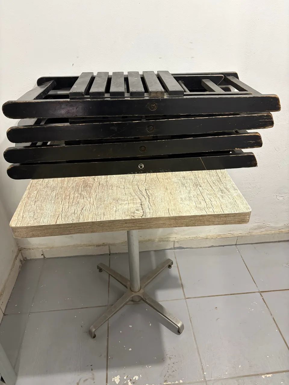Mesa com cadeira - Foto 3