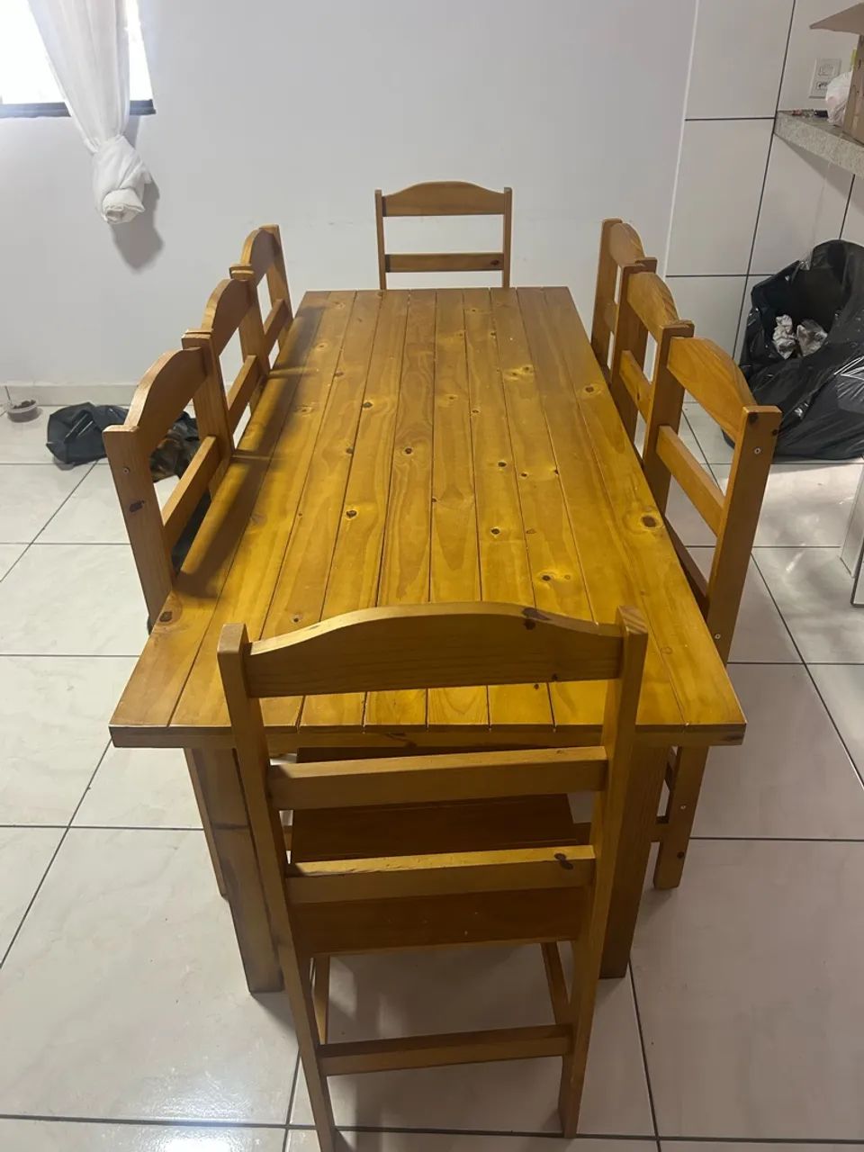 Vendo mesa 8 cadeiras  - Foto 2