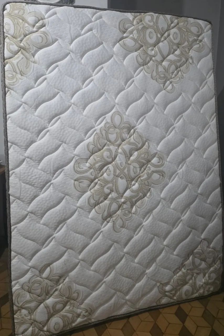 Colchão Ortobom Seminovo