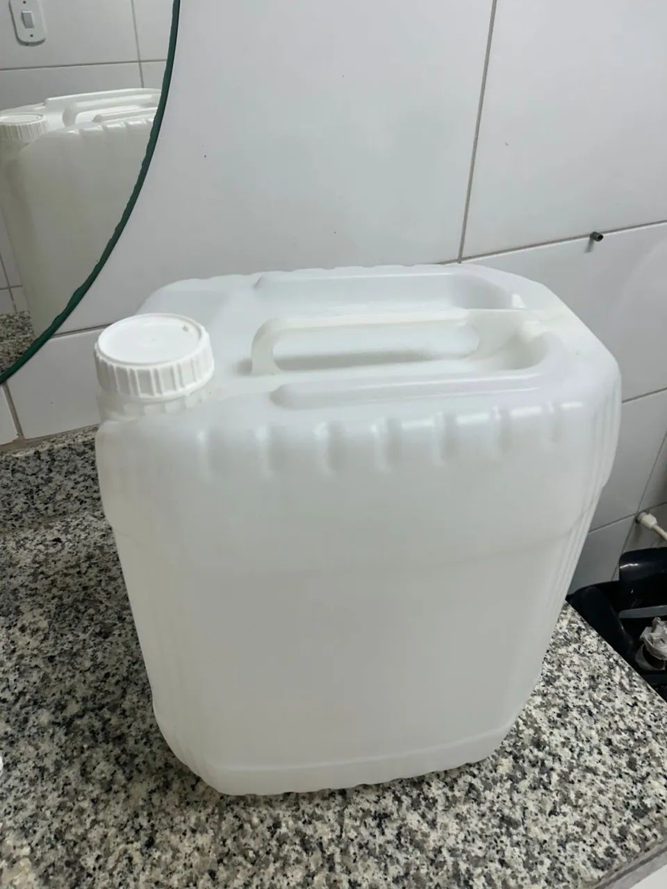 Bombona retangular de 20 litros