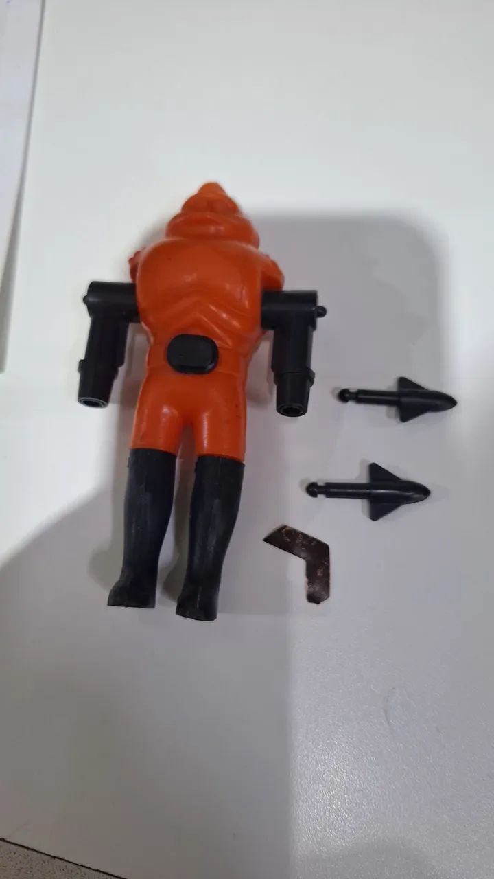 Robo Gobura ou Cabeça de Bosta Classico anos 90