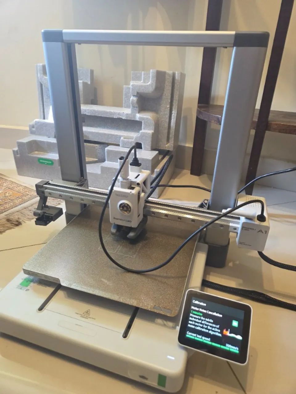Impressora 3D Bambu Lab A1 Combo - 22 horas de uso - Foto 2