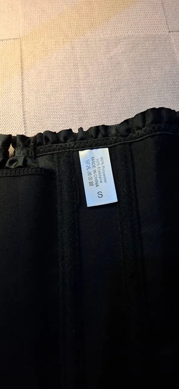 Corset preto estilo gótico - Foto 2