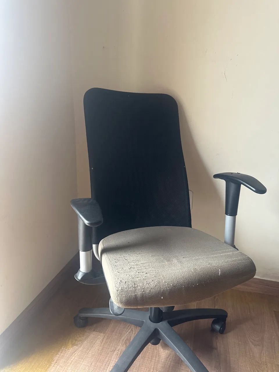 Cadeira de escritório  - Foto 2