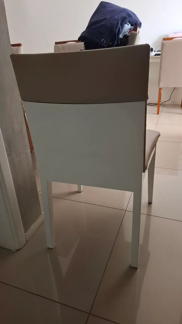 Base de Mesa e 4 cadeiras maciça Laca - Foto 4