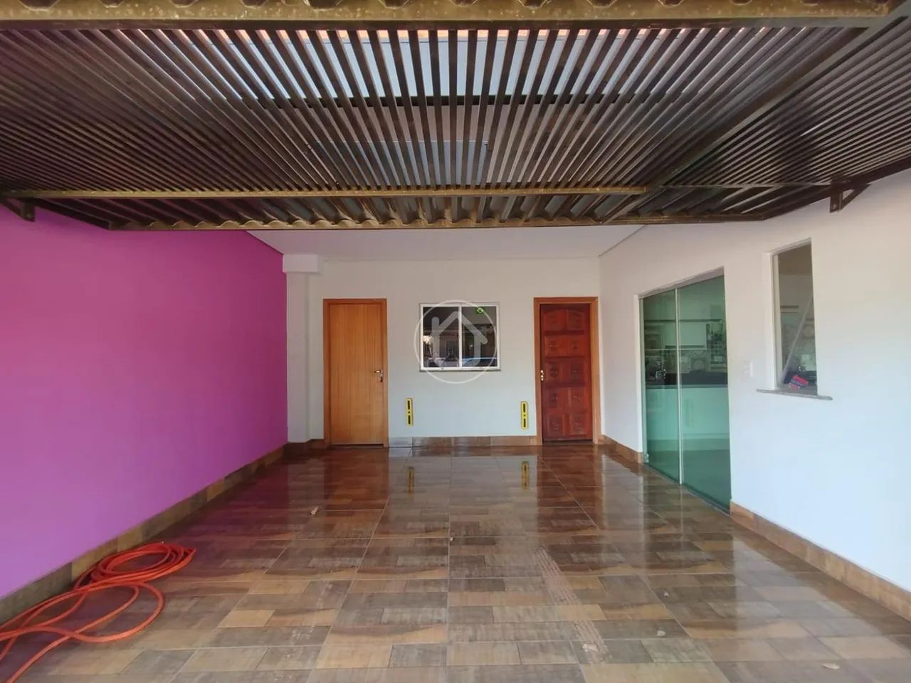 SOBRADO NO JARDIM CANGURU COM 3 SUÍTES - Foto 3