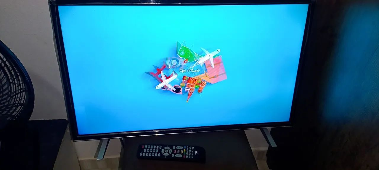 Tv TCL 32 polegadas Semi Nova Pra Vende e Troca Em Bicicleta Do Agrado  - Foto 2
