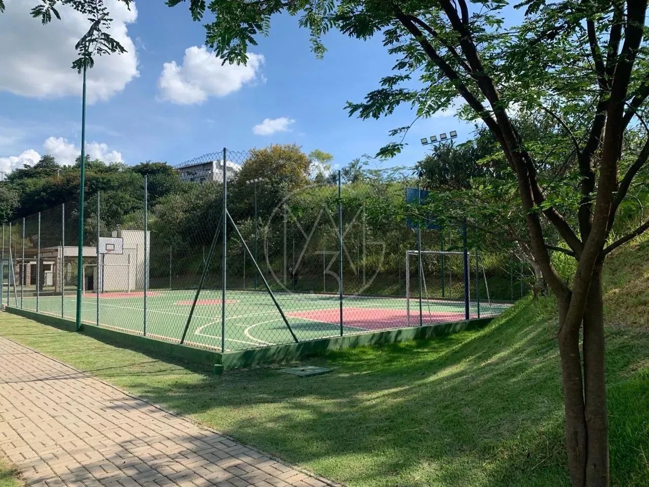 Terreno com fundo para mata em Valinhos - Foto 3