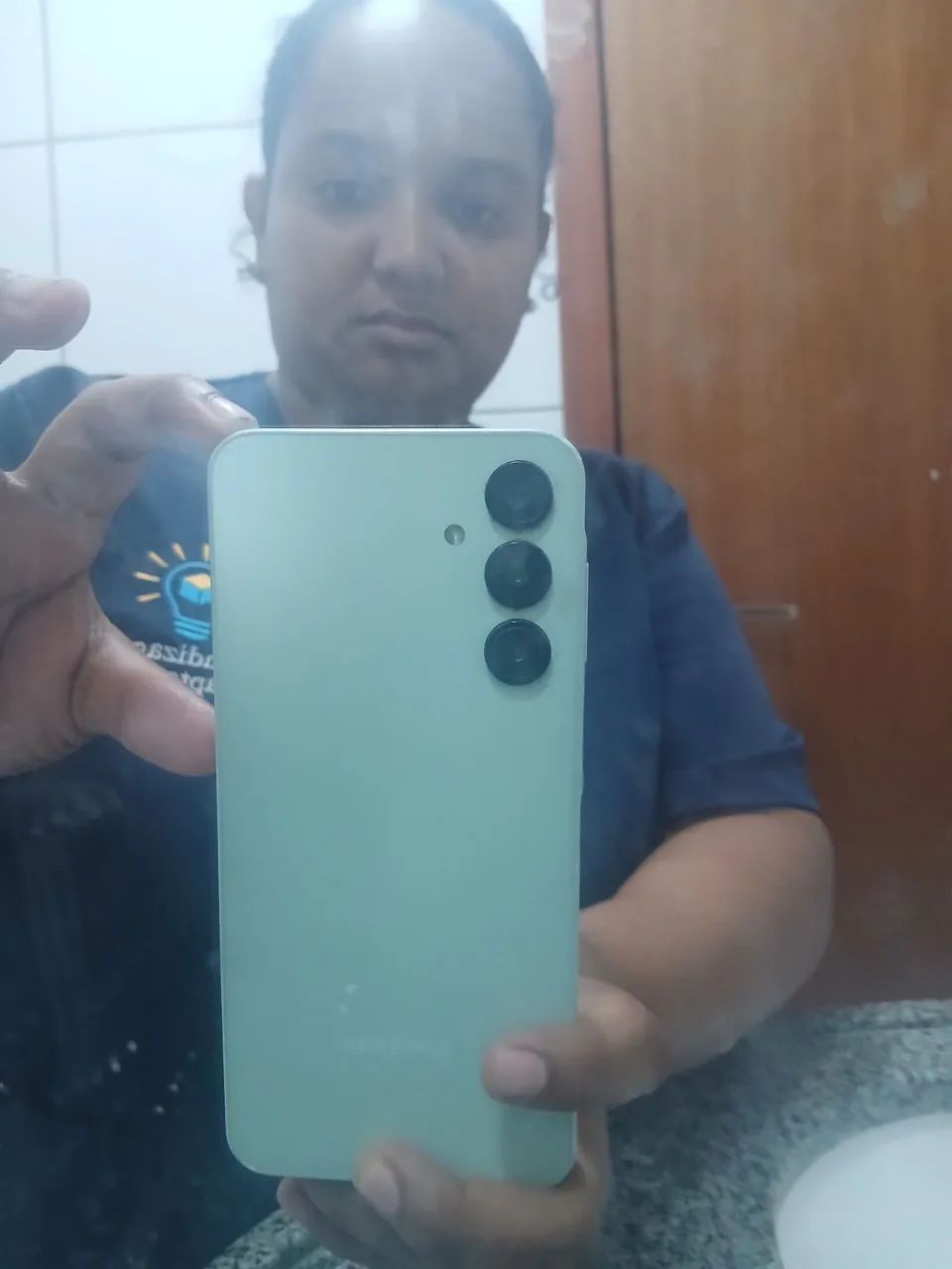 CELULAR A16 único dono.