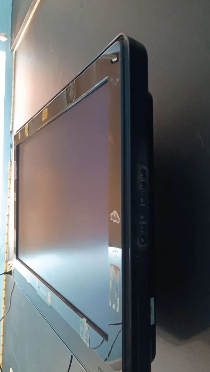 Tv Philips 32 polegadas LCD  - Foto 2