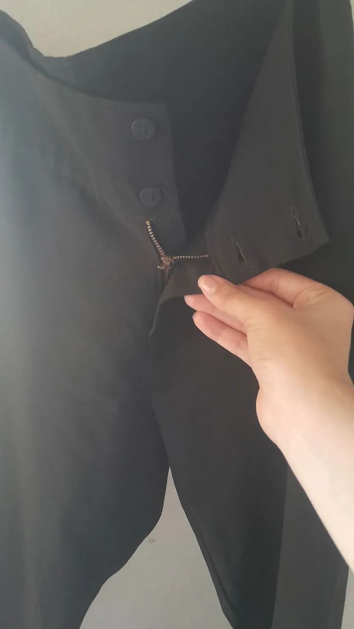 Calça alfaiataria unisex preta - Foto 4