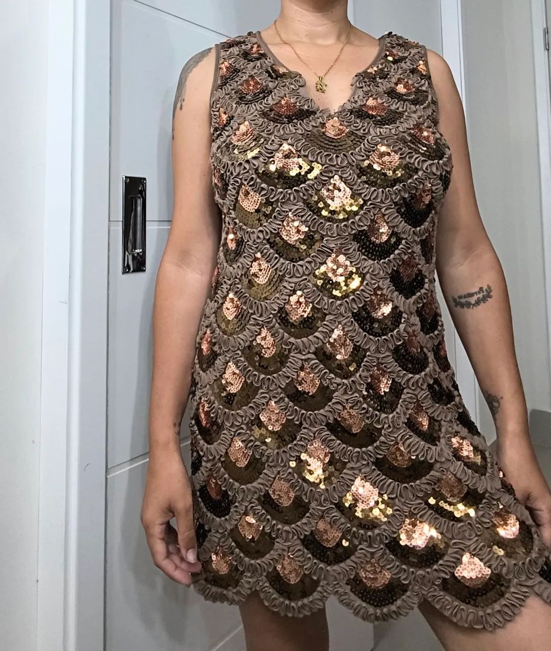Vestido marrom lindo