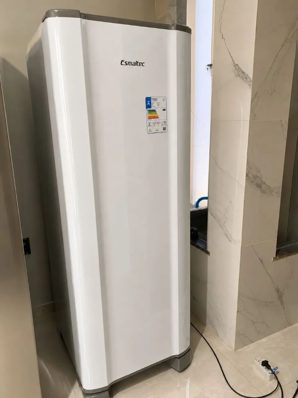 Geladeira Esmaltec