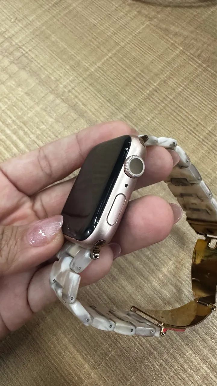 Apple Watch Series 6 - Cor rose - Foto 2