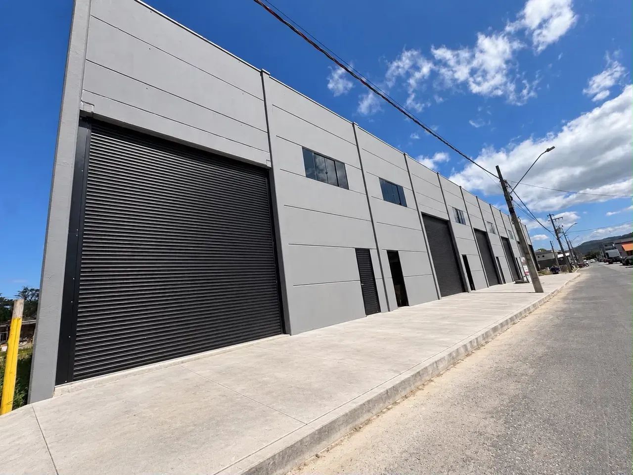 3 Galpões de 400 m2 Itapema sc Bairro Morretes