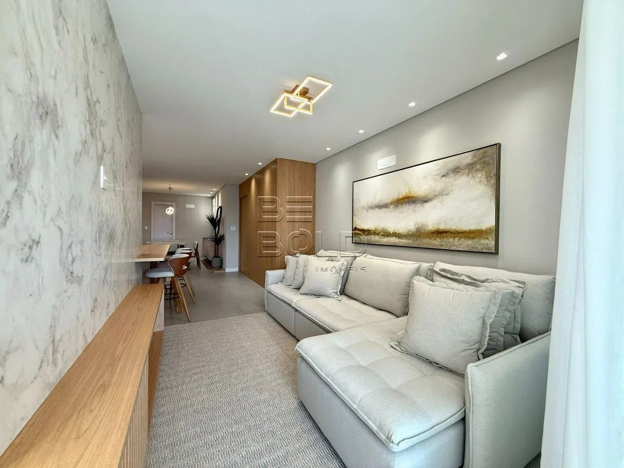 Apartamento mobiliado com 3 suítes no Estreito