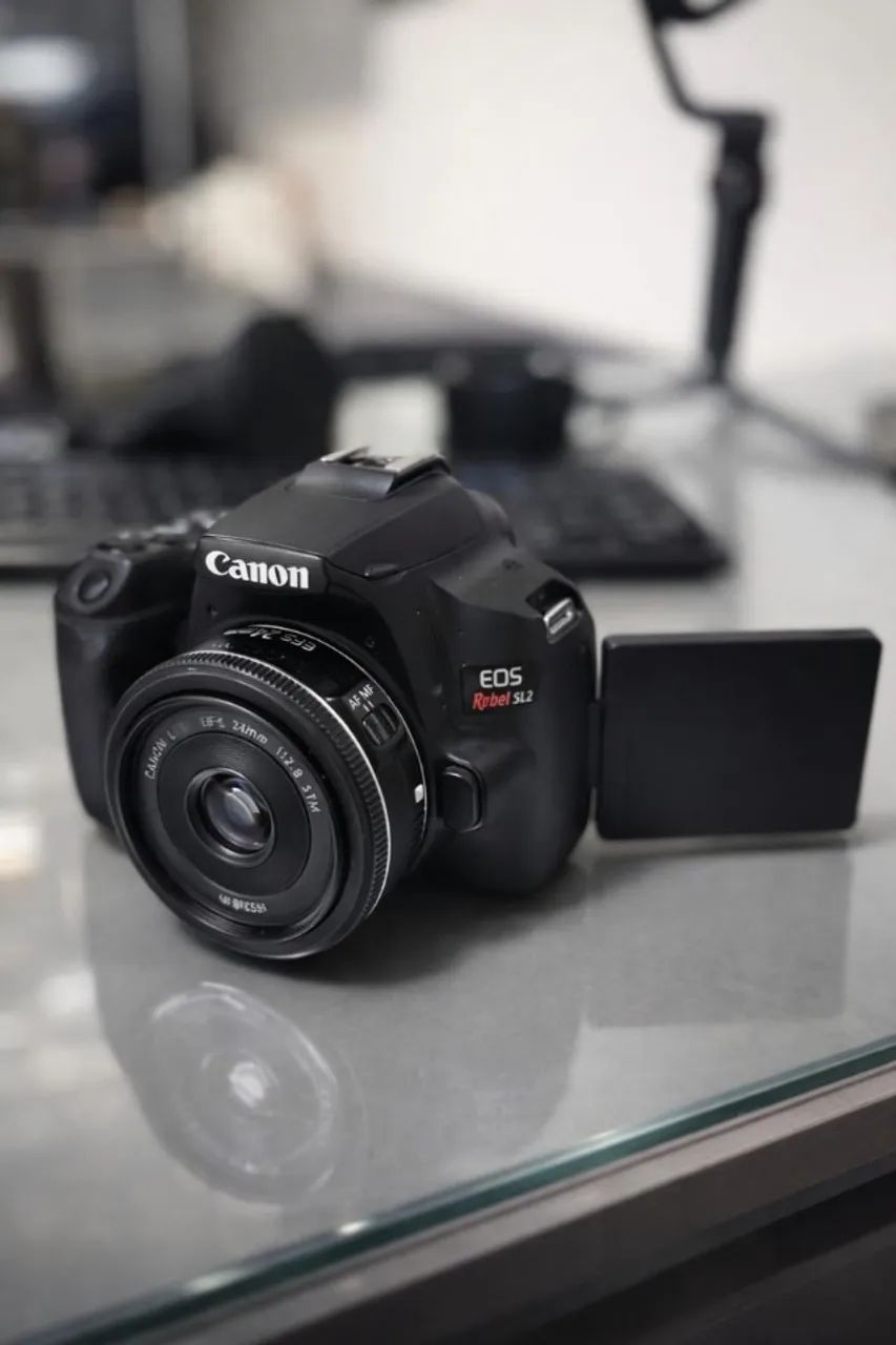 CÂMERA CANON EOS REBEL SL2 + 3 LENTES E KIT COMPLETO - Foto 2