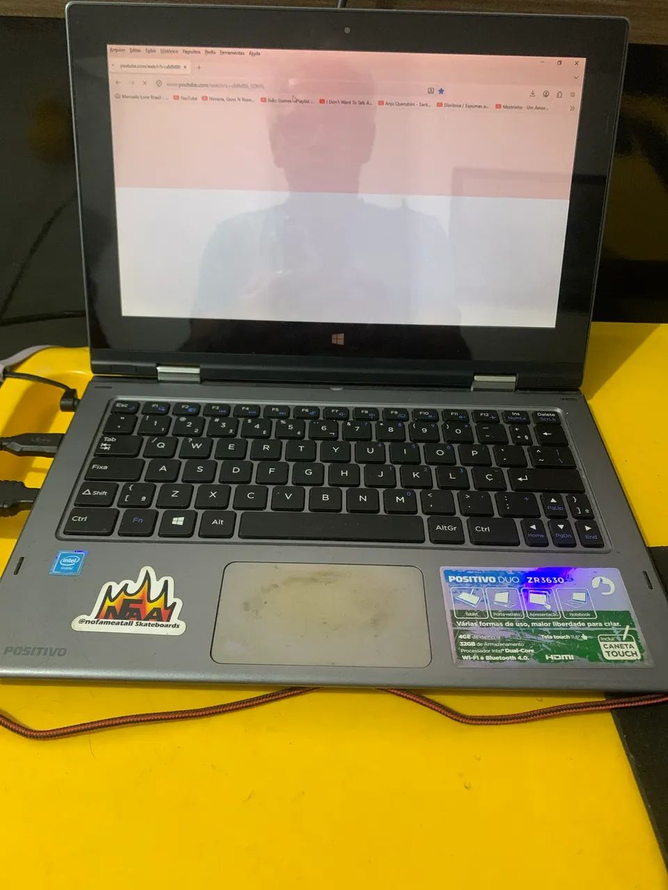 Notebook positivo duo zr3630