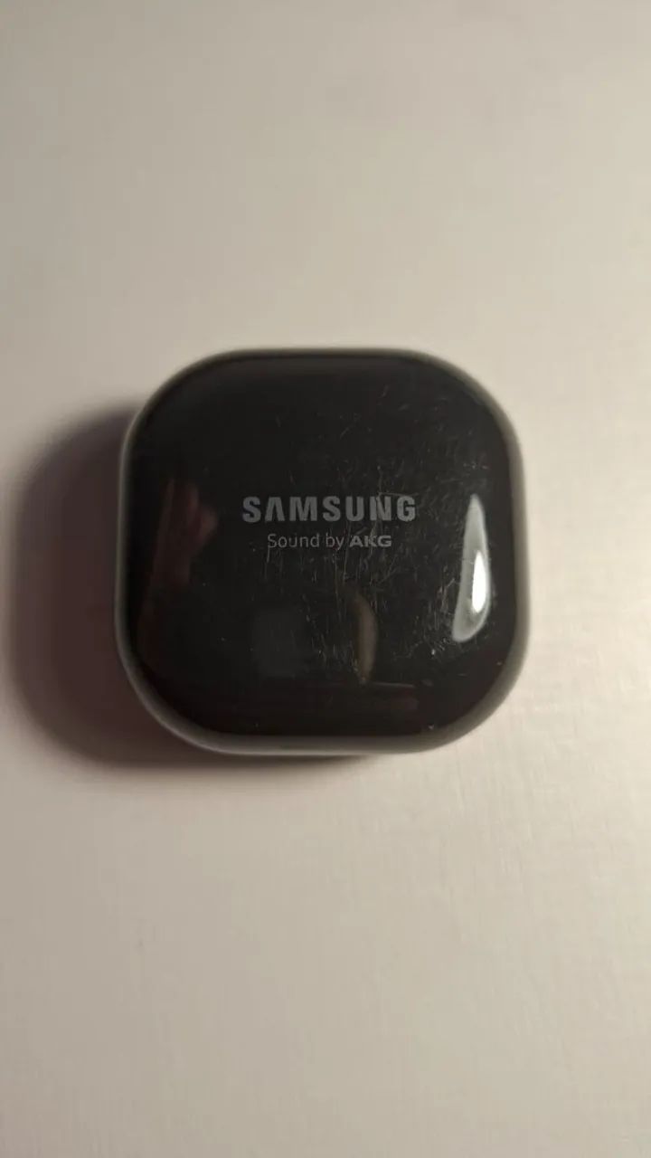 Case Samsung Galaxy Buds Live - Original - Foto 5