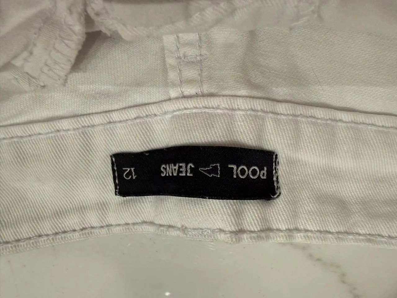 Short jeans Branco tamanho 12 - Foto 3