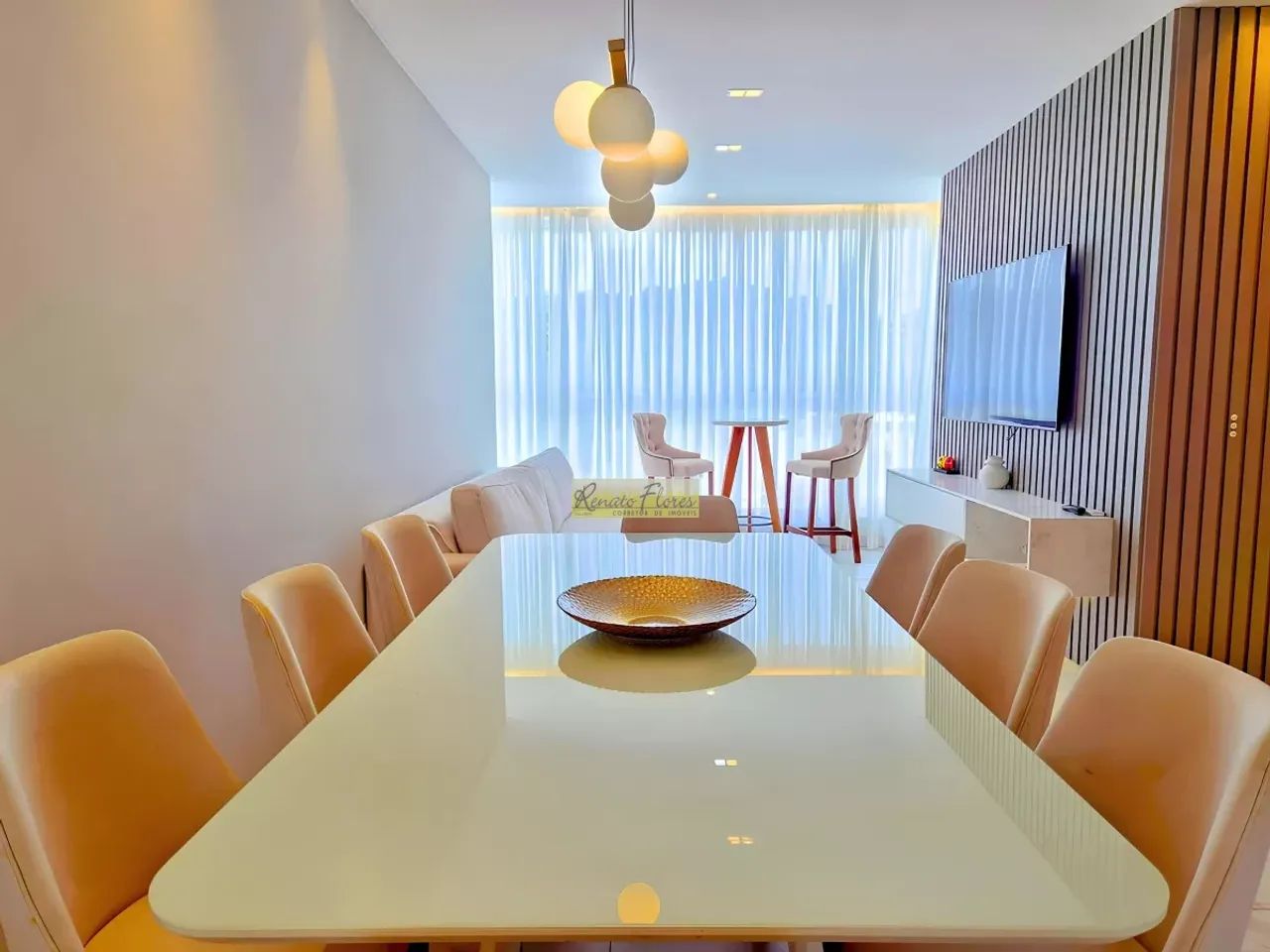 Apartamento com 2 suítes - Mobiliado - Foto 3