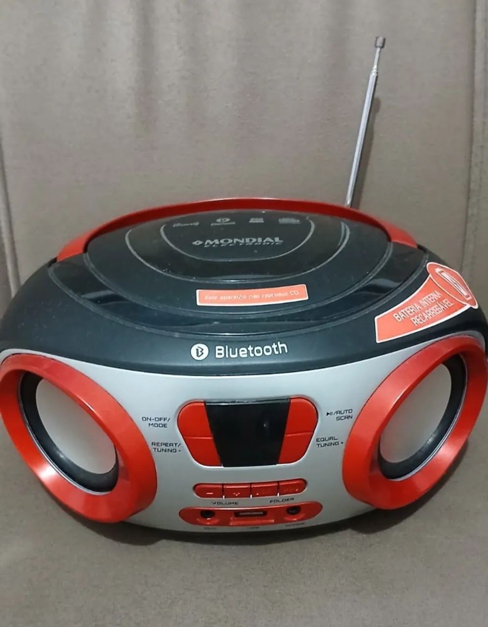 Rádio Portátil Mondial Boombox BX-20 com Bluetooth 