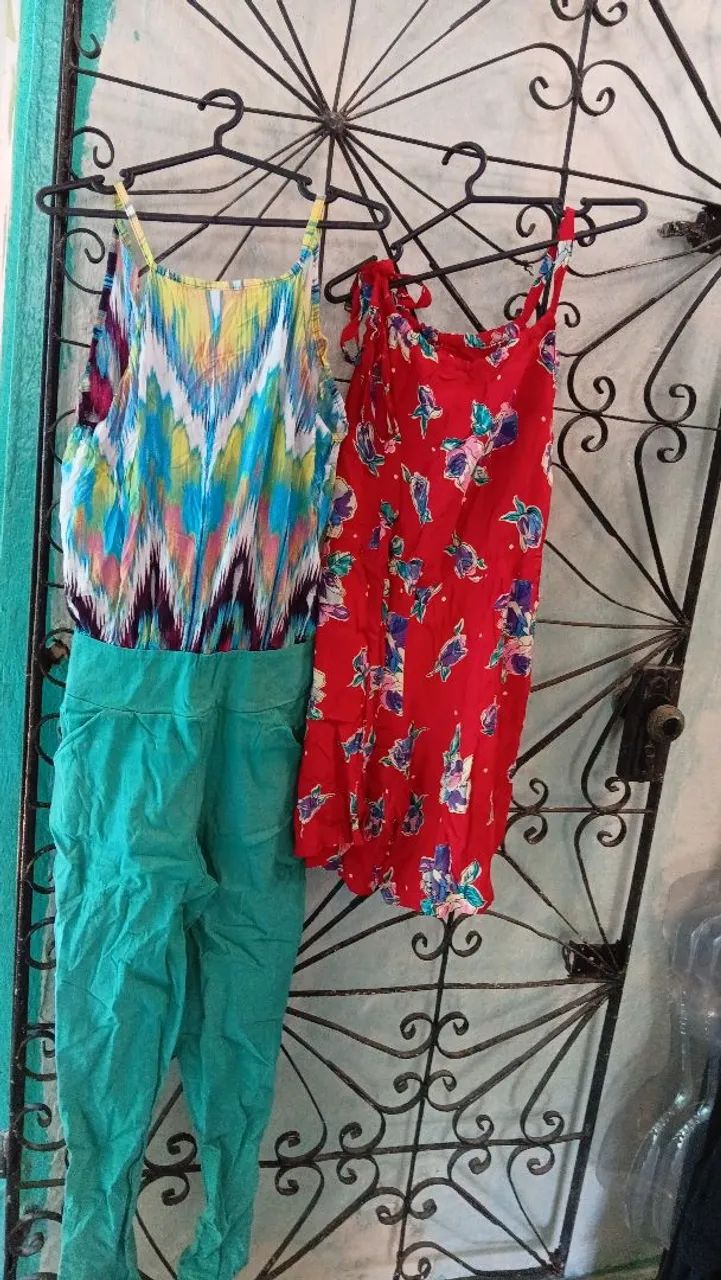 Lotes de vestidos semi novos - Foto 3