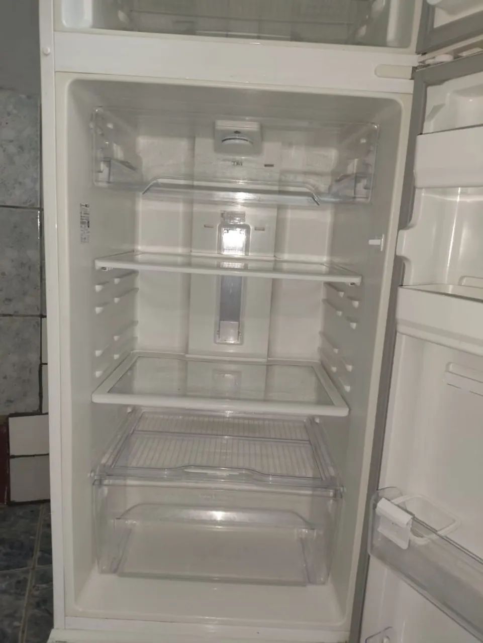 Refrigerador Electrolux Frost Free 433 litros  - Foto 2