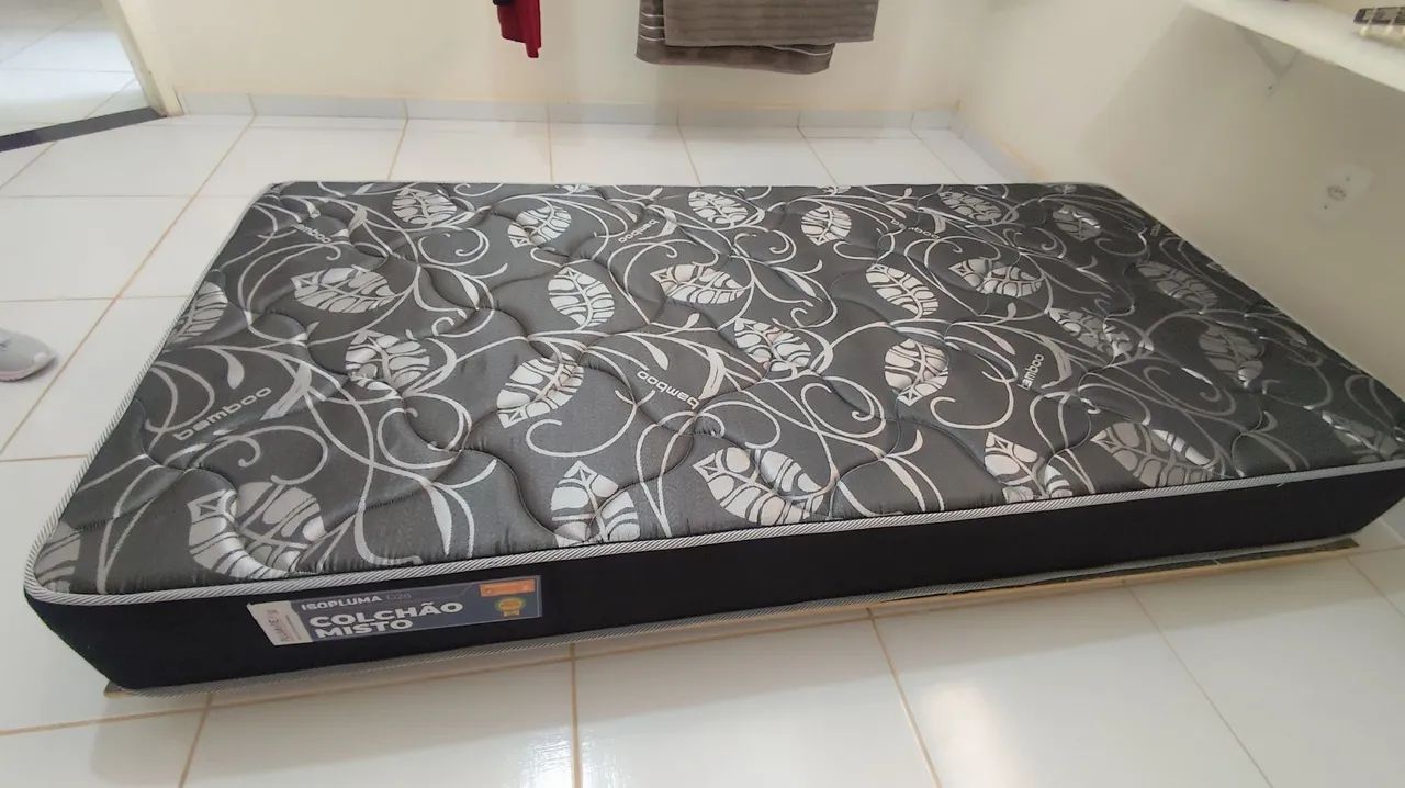 Colchão Isopluma D28 Semi Novo - Foto 2