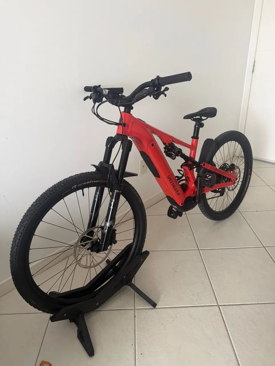 Bicicleta elétrica Specialized turbo levo G4 2026 - Foto 3