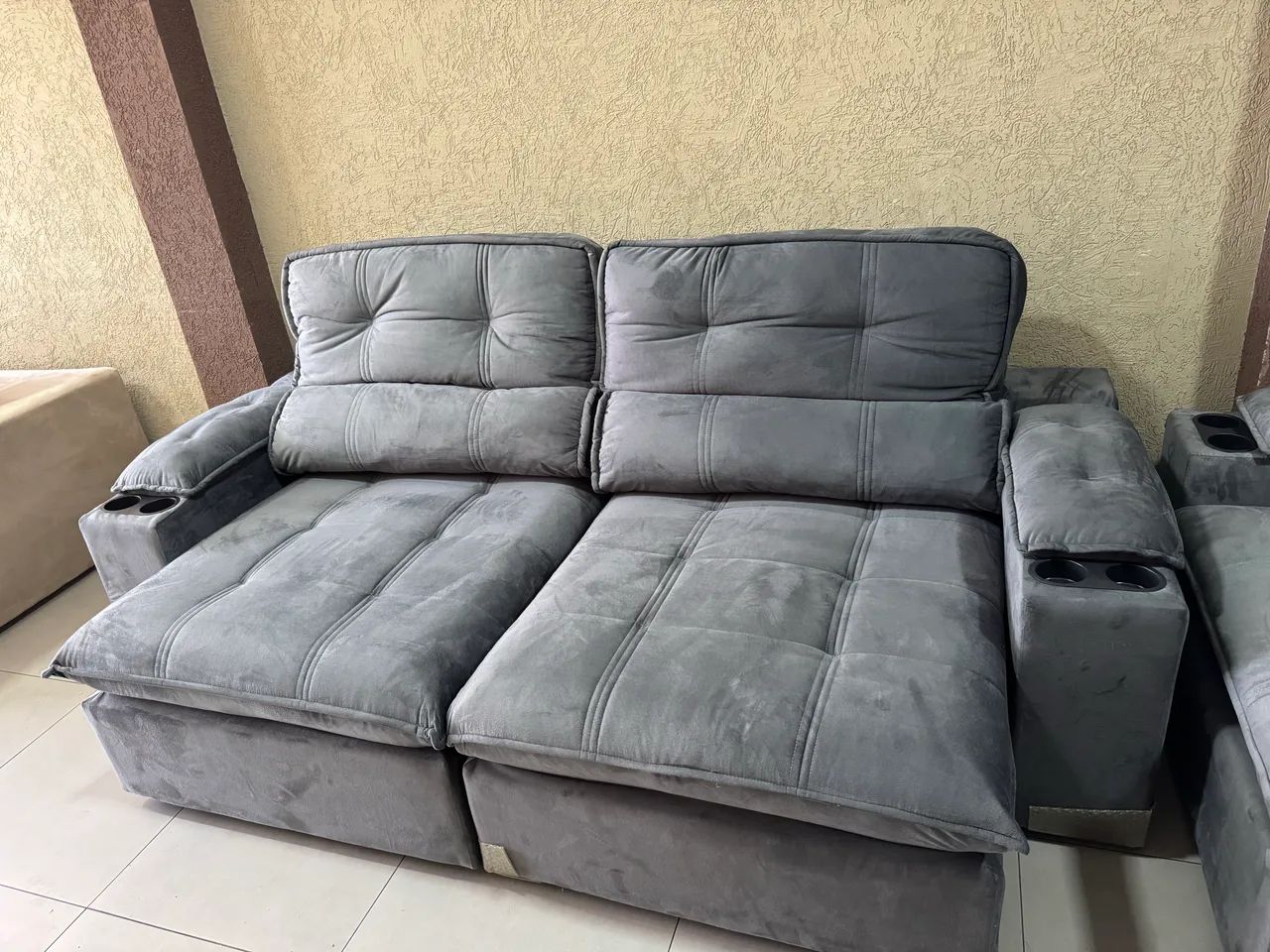 SOFA LUIZZI LIVERPOOL 4 LUGARES - RETRÁTIL E RECLINÁVEL - Foto 2