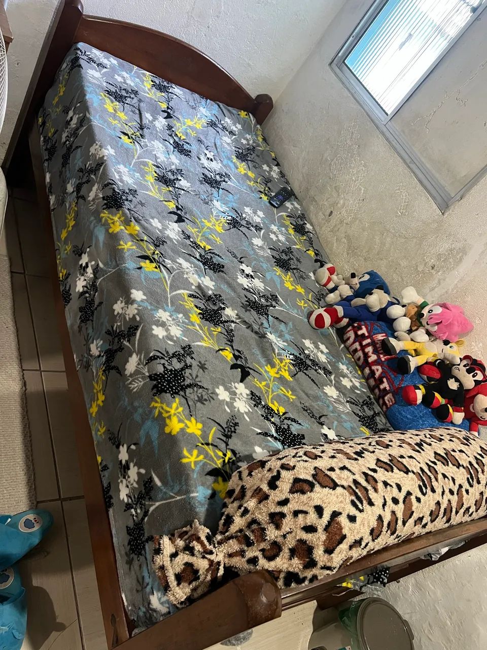 Cama de solteiro !! ( angelim) !! $500 pra vender logo !!! - Foto 2