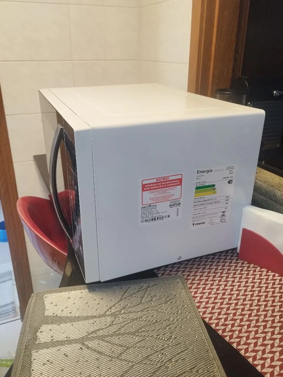 Microondas Britânia 32L usado  - Foto 3