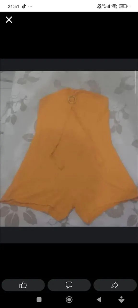 Macacão laranja 