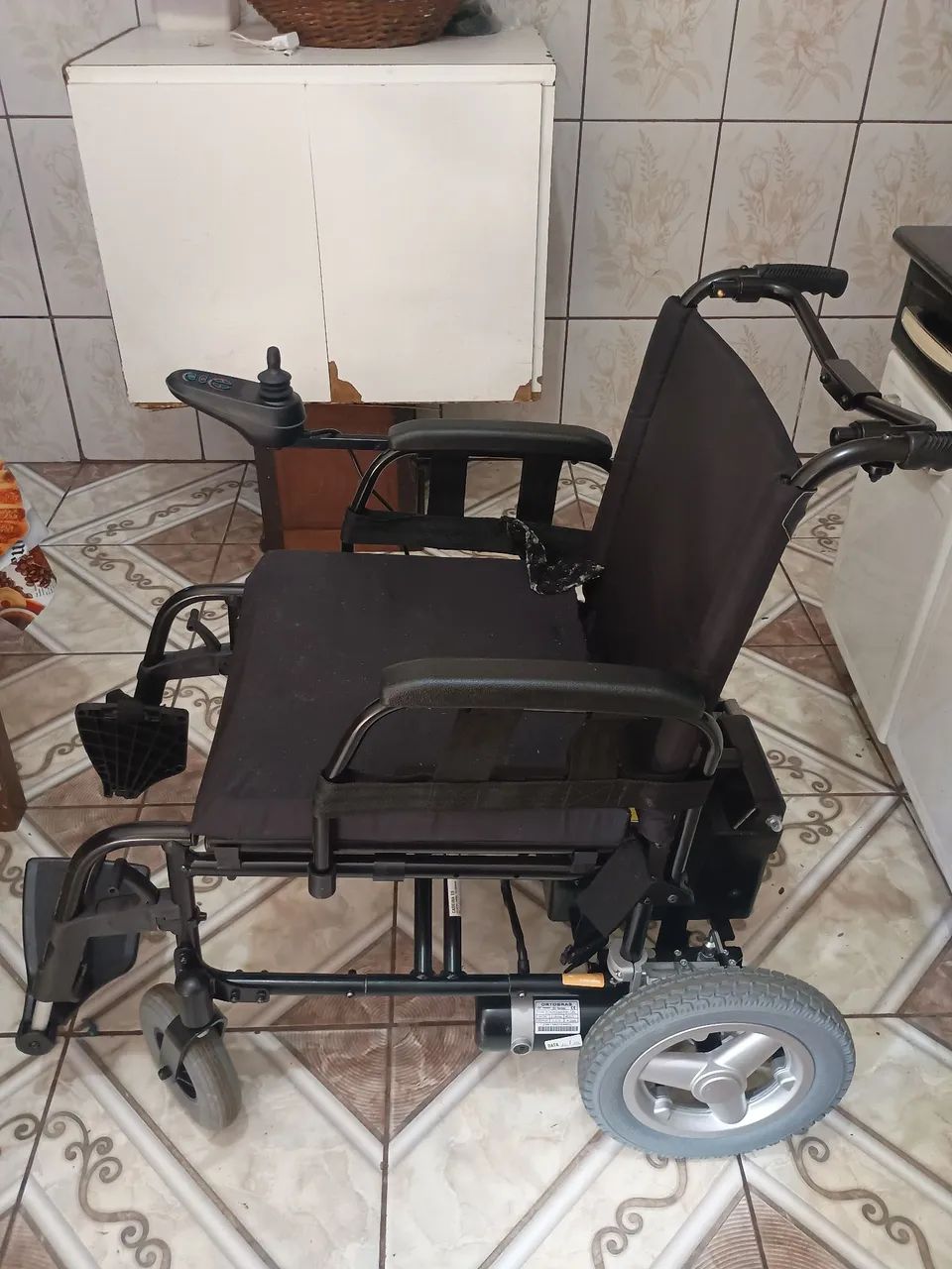 Cadeira de rodas elétrica  - Foto 2