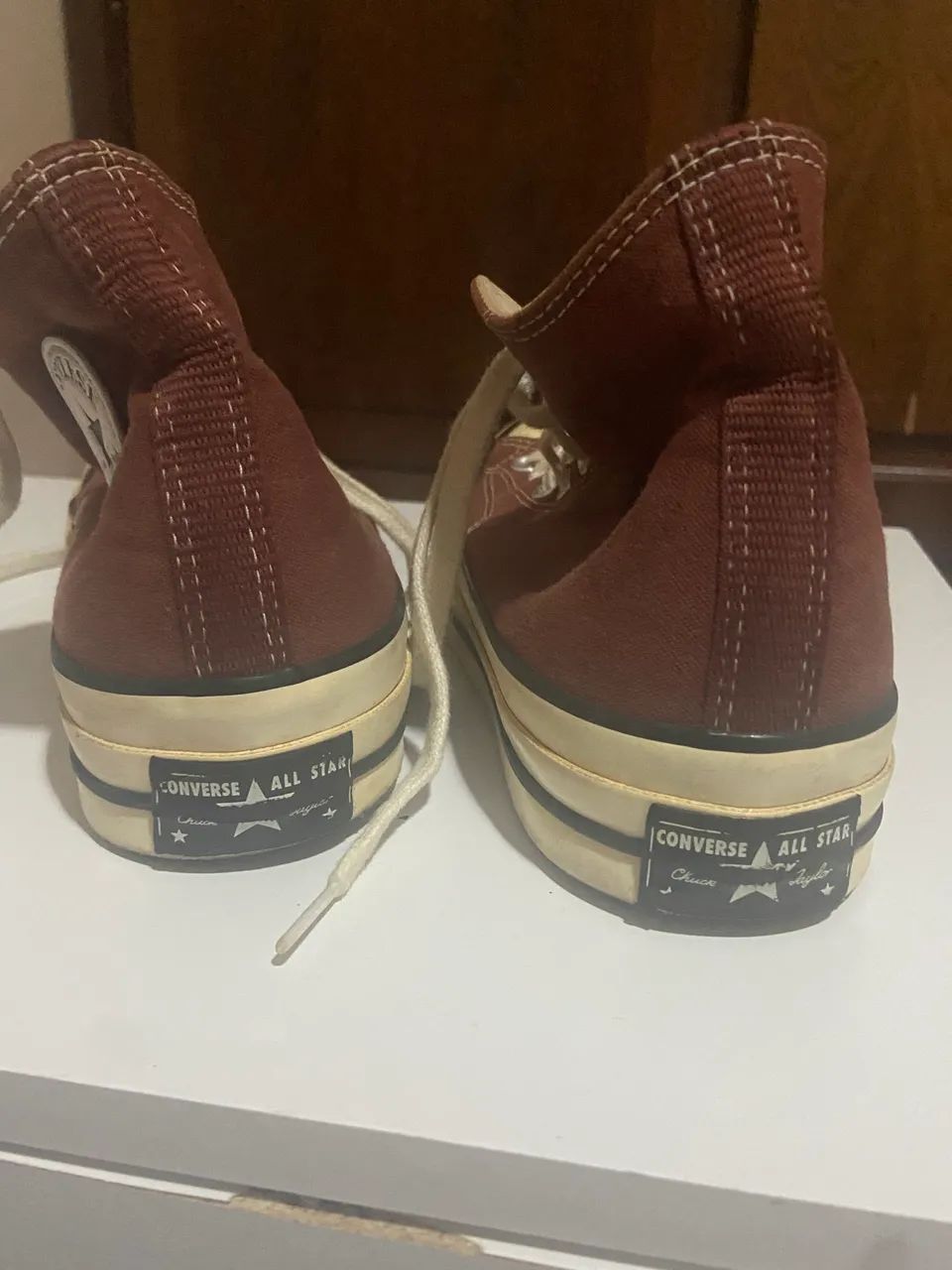 Tênis All Star marrom