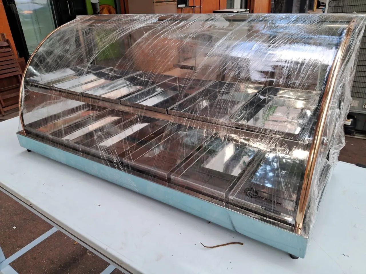 Estufa para salgados nova, 12 bandejas, marca Venix - 127V