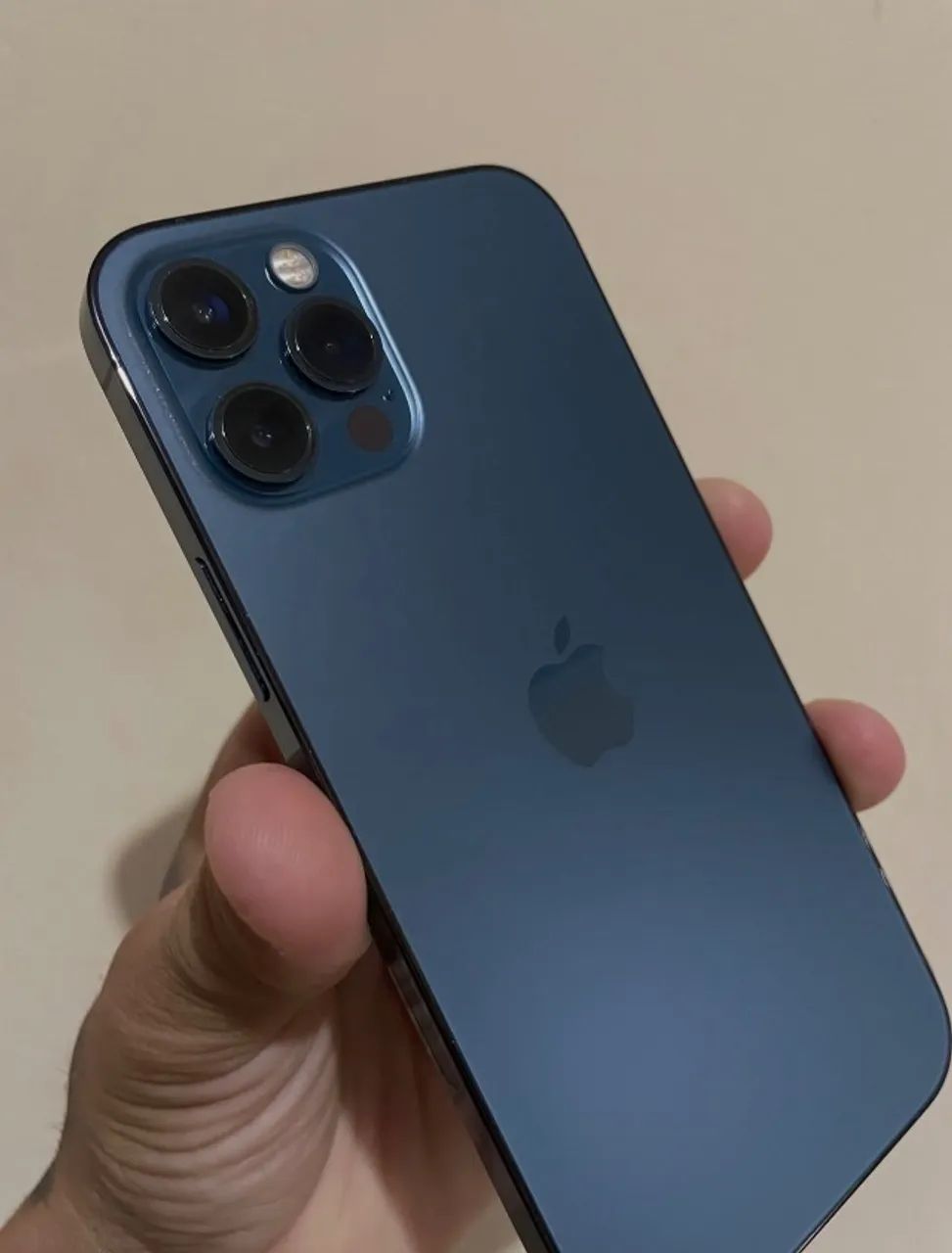 iPhone 12 Pro Max ( perfeito estado) - Foto 2