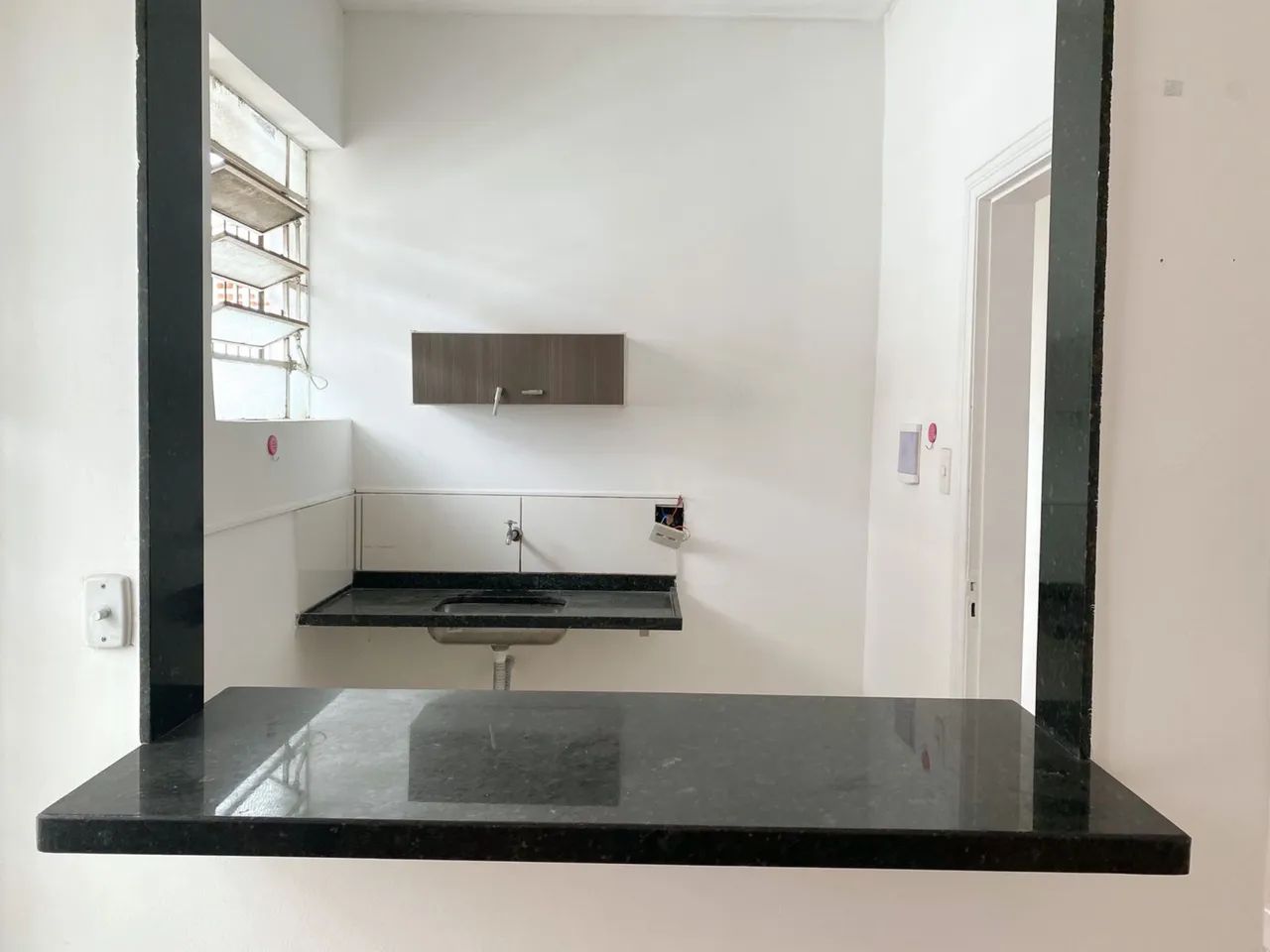 Apto sem condomínio atrás do Marte dei e sinfônica de Minas Gerais av amazonas 2464 
