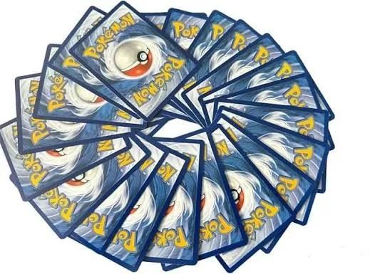 Kit com 100 Cards Pokémon TCG - Foto 3