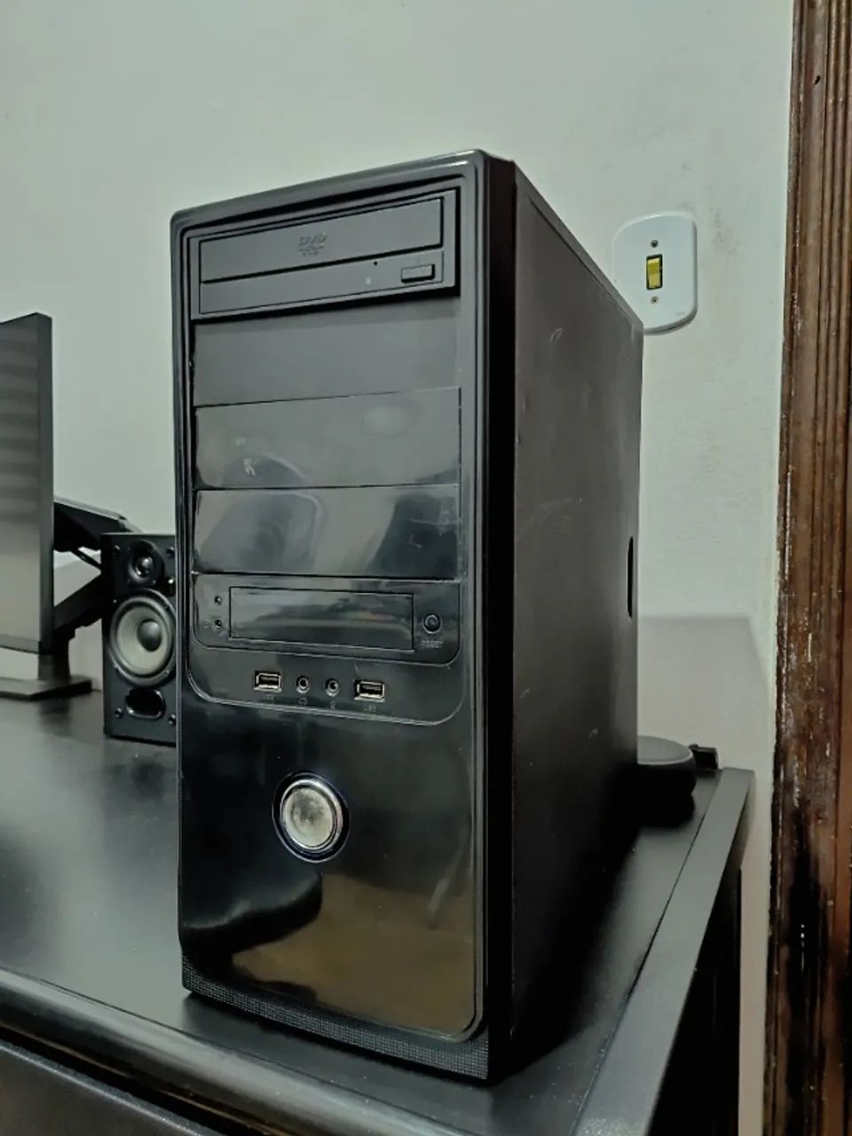Computador Intel Core i3 2100 / 8GB RAM / 240GB SSD