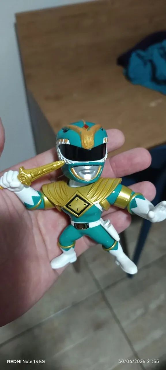 Boneco Power Ranger verde Metal