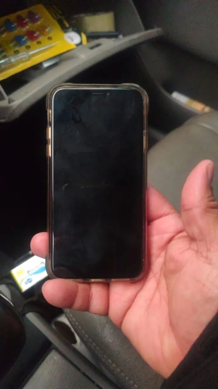  Celular para uso de peças 