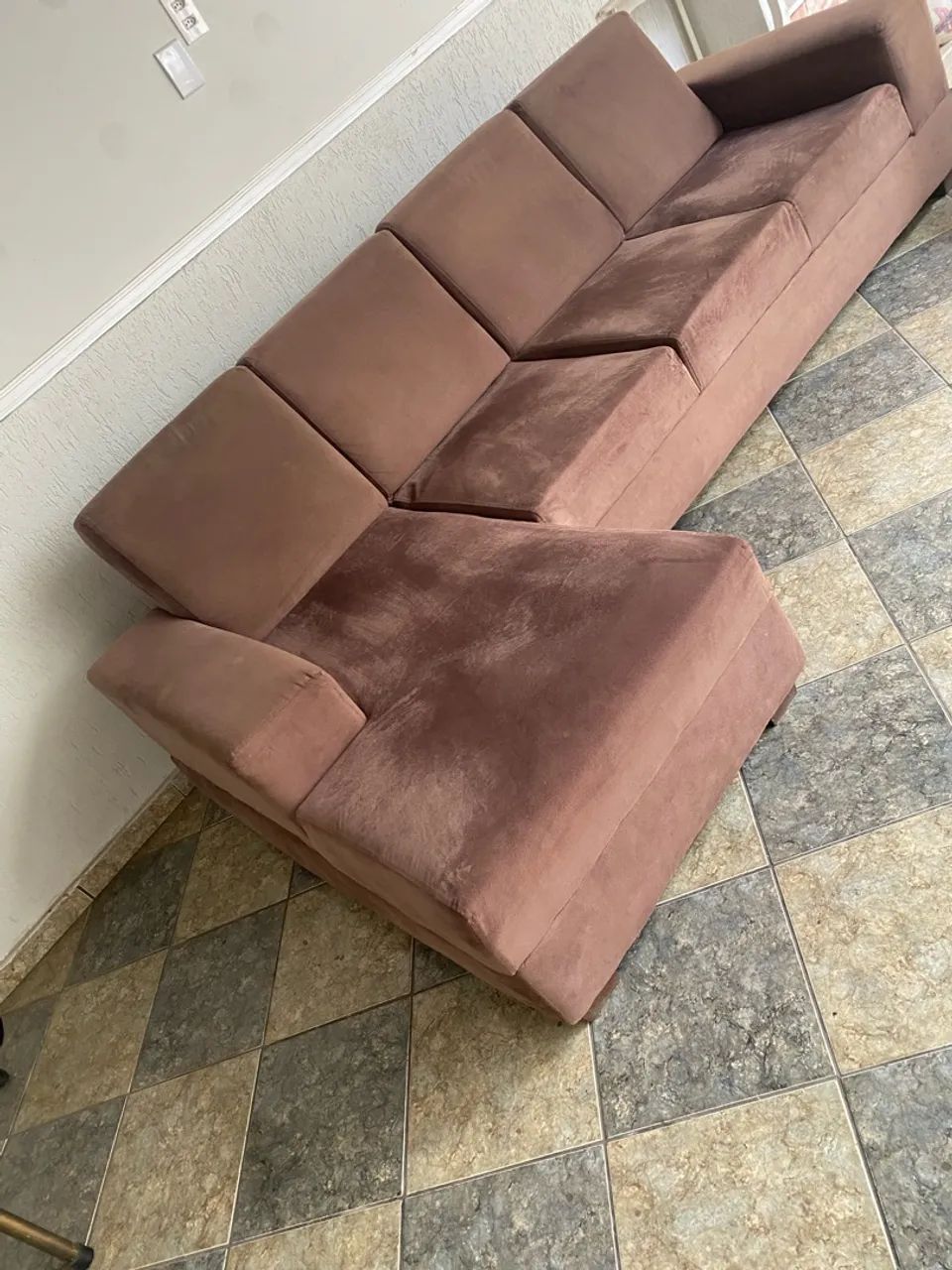 Sofá três lugares com chaise! DESAPEGO BARATO - Foto 2